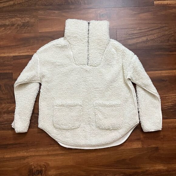athleta •nirvana sherpa fur reversible quarter zip small - Picture 4 of 7